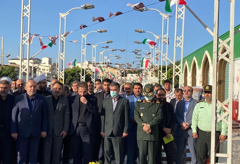 آغاز هفته دولت با غبار روبی و عطر افشانی مزار شهدای والامقام در مازندران