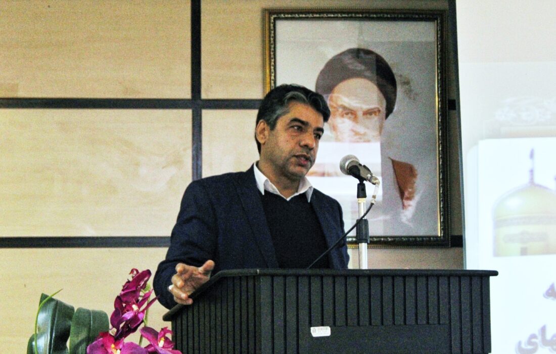 مشارکت آحاد مردم و سرمایه های اجتماعی و گروه های مرجع در اجتماعی نمودن امر مبارزه