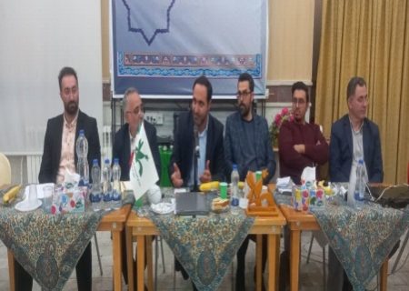 تبلیغات سوء در فضای مجازی در شكل‏گيري نگرش و باورهاي اشتباه نوجوانان و جوانان نقش دارد