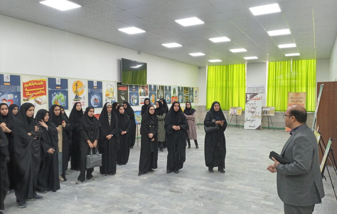 ارائه خدمات آموزشی برای دانش آموزان و والدین در خانه یاریگران زندگی سمنان
