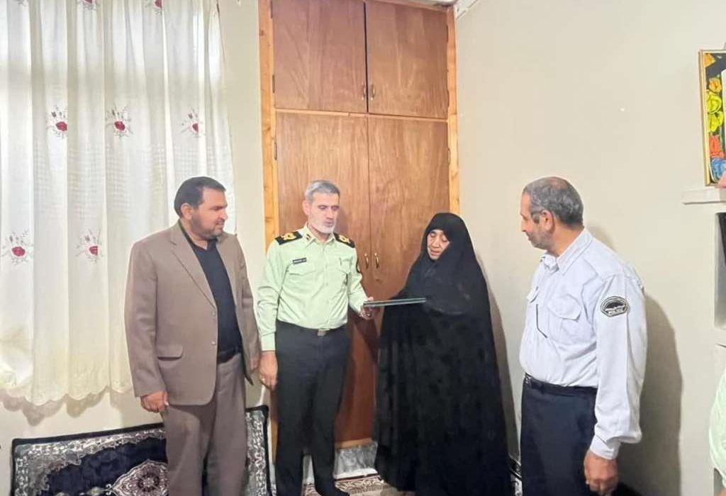 دیدار با خانواده شهید مبارزه با موادمخدر استان مازندران