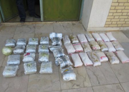 کشف ۳۷ کیلو مواد مخدر شیشه و هروئین در شیراز