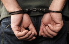 زوج قاچاقچی در زنجان به دام افتادند