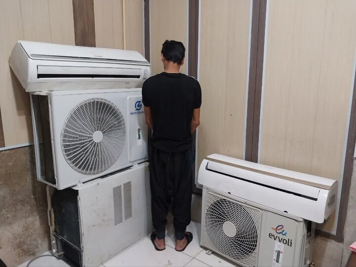 کشف ۲۰ کیلوگرم شیشه و هروئین در کولر گازی