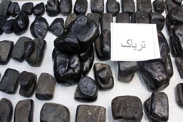 هوشمندی مأموران ایست و بازرسی در کشف بیش از ۵۰ کیلو تریاک