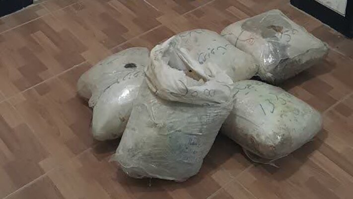 پلیس ۲ کیلوگرم تریاک از اتباع بیگانه در فاروج کشف کرد