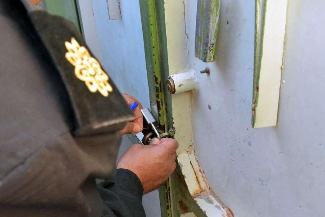 ۵ محل فروش مواد مخدر در خمینی شهر پلمب شد