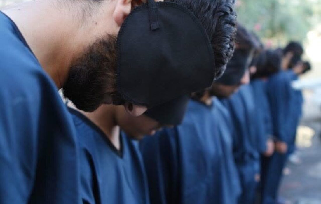 دستبند پلیس بر دستان عاملان توزیع مواد مخدر در کرمان