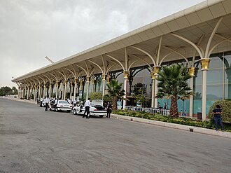 کشف ۱۰ کیلو مواد مخدر در فرودگاه مشهد