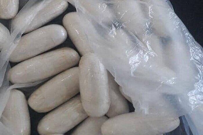 کشف یک کیلو و ۴۵۰ گرم هروئین از معده قاچاقچیان در همدان