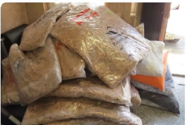 کشف ۲۷ کیلوگرم شیره تریاک از یک کامیون توسط مأموران گمرک