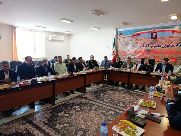 بررسی وضعیت کشت‌های غیرمجاز و مواد ممنوعه و ارائه راهکارهای پیشگیرانه در دلفان