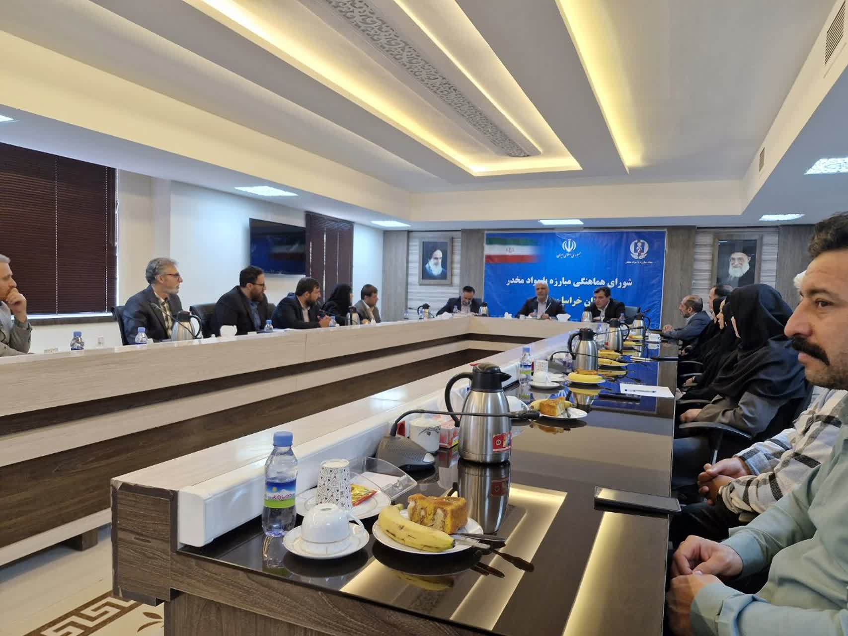 بازدید معاون پیشگیری و درمان ستاد مبارزه با موادمخدر از مراکز ماده ۱۶ مردان و زنان خراسان رضوی