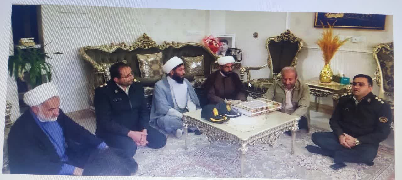 ديدار مسئولان استان چهارمحال و بختیاری با خانواده شهيد سعیدی