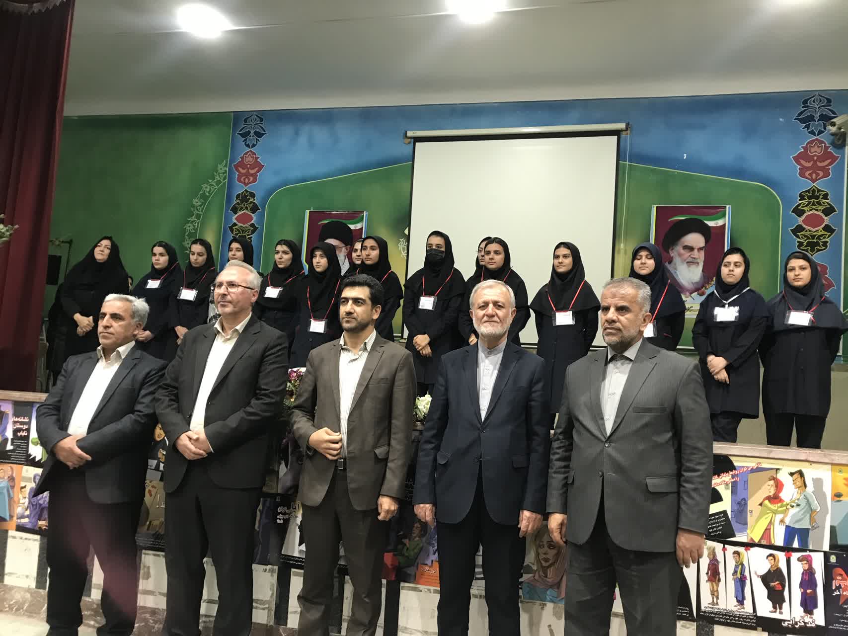 زنگ هفته مبارزه با اعتیاد و آسیب های اجتماعی  در ارومیه نواخته شد