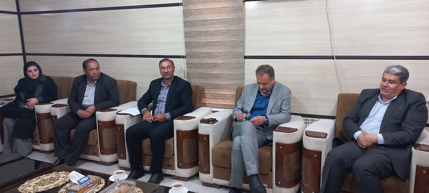 آموزش پیشگیری اولیه از اعتیاد در کارگاه‌های صنعتی و کارگری بیش از ۵۰ نفر