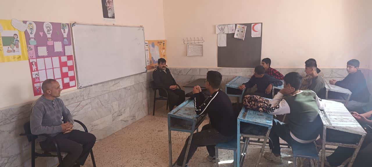 برگزاری کارگاه پیشگیری از اعتیاد در دبیرستان شهید کاشانی سملقان