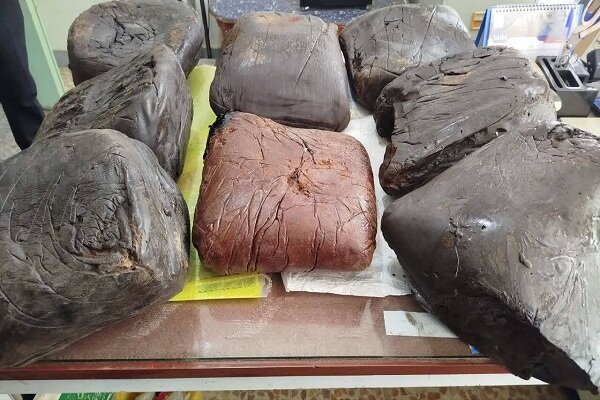 توقیف کامیون حامل ۵۵ کیلو مواد مخدر در ایست و بازرسی خمیر