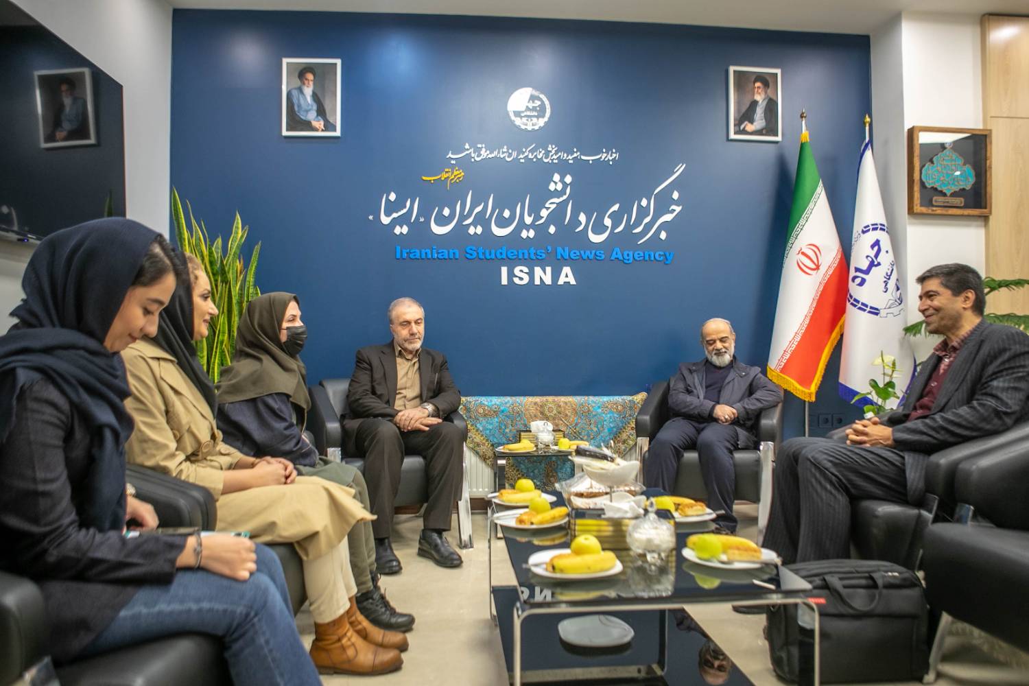 بازدید نماینده رئیسجمهور و دبیرکل ستاد مبارزه با موادمخدر از خبرگزاری ایسنا + تصاویر