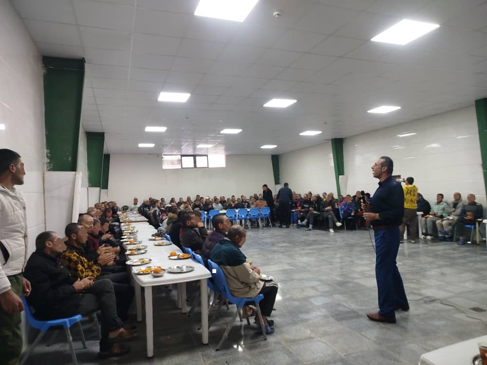 یلدای امید در بجنورد؛ خیرین، بلندترین شب سال را برای مددجویان گرمابخشیدند