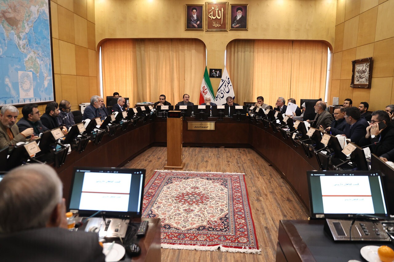 تداوم سیاست‌گذاری غلط، علت توقف برخی عمل‌ها به دلیل کمبود مورفین/ صرف سالانه ۱۲۰ همت برای ۵ میلیون و ۳۰۰ هزار بیمار معتاد به مواد مخدر