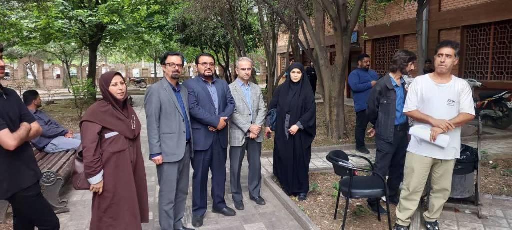 اجرای تئاتر خیابانی “زیر چتر ماه” با محوریت پیشگیری از اعتیاد در مازندران