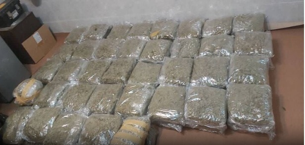 کشف ۱۶۳ کیلوگرم مواد مخدر در عملیات ضربتی پلیس پاکدشت