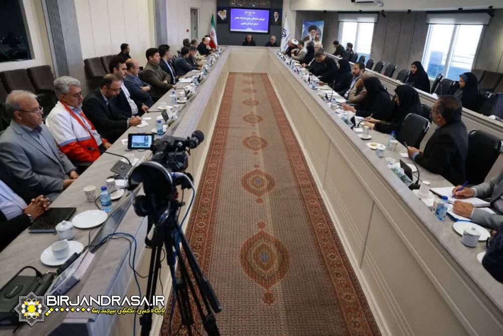 مبارزه با مواد مخدر نیازمند عزم عمومی است