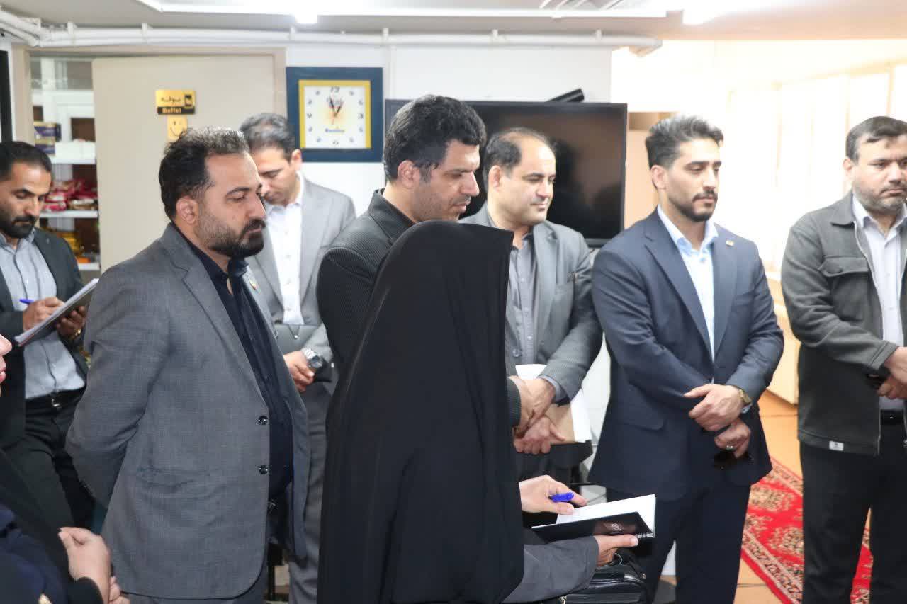 بازدید مسئولان استان مرکزی از مرکز نگهداری، درمان و کاهش آسیب بانوان/ گامی برای ارتقای خدمات