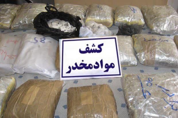 کشف ۲۳ کیلوگرم تریاک از ۲ خودرو در قم