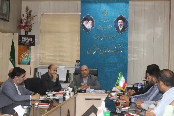برگزاری نشست دبیر شورای هماهنگی مبارزه با مواد مخدر با دهیاران بخش مرکزی یزد