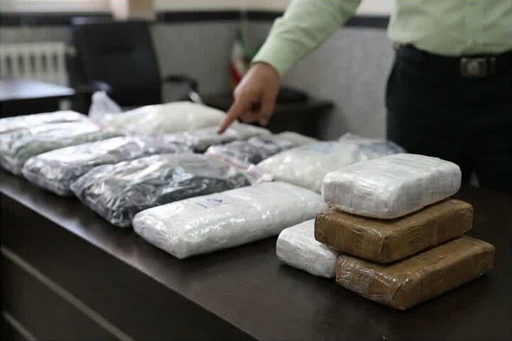 کشف ۱۳ کیلوگرم انواع مواد مخدر در مراغه