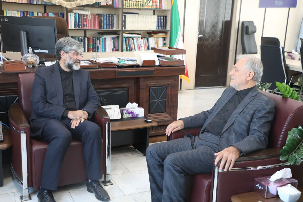 دیدار دبیر شورای هماهنگی مبارزه با موادمخدر با رئیس کل دادگستری استان آذربایجان غربی بمناسبت هفته قوه قضائیه