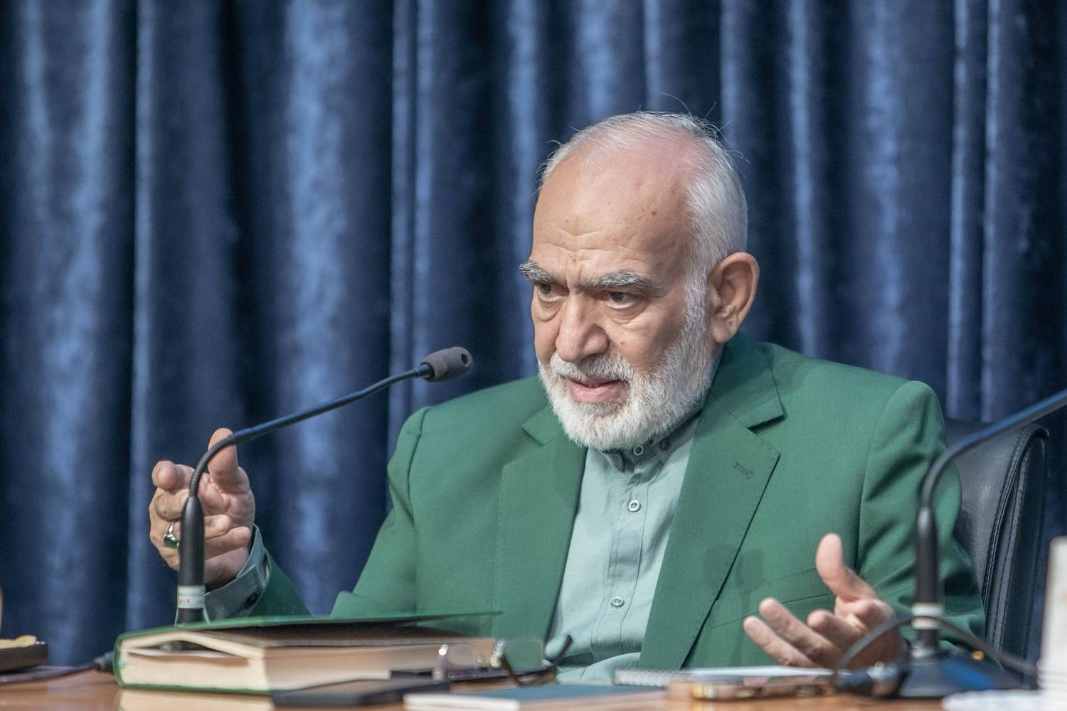 هشدار دکتر حسین غفاری؛ استاد دانشگاه تهران: اعتیاد عزم انسان را نابود می‌کند