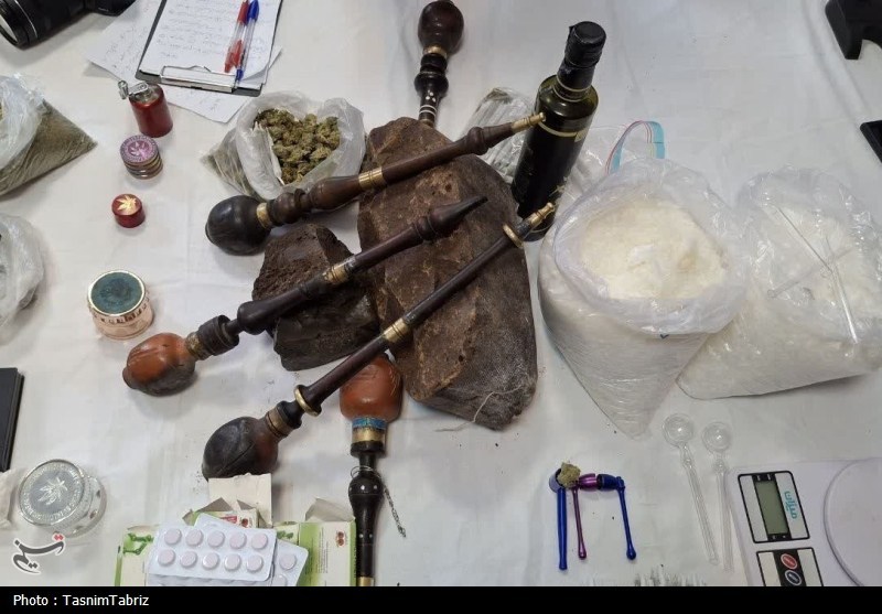 پاکسازی ۹۸ نقطه آلوده در آذربایجان شرقی؛ بازداشت ۷۷ خردهفروش مخدر