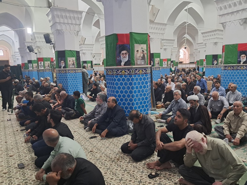 برگزاری میز خدمت پیشگیری از اعتیاد در محل برگزاری نماز جمعه شهر یزد
