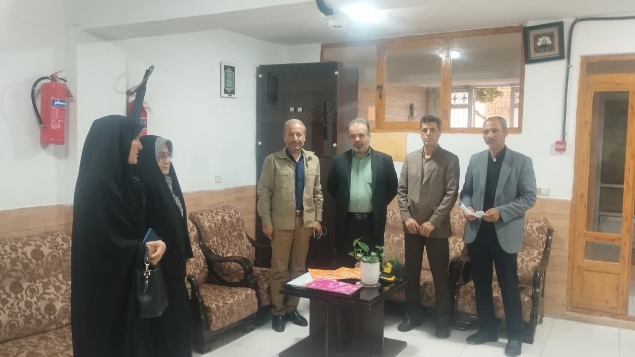 بازدید دبیر شورای هماهنگی مبارزه با مواد مخدر از مراکز ماده ۱۵/ تأکید بر ارتقای کیفیت خدمات درمانی و نظارت مستمر