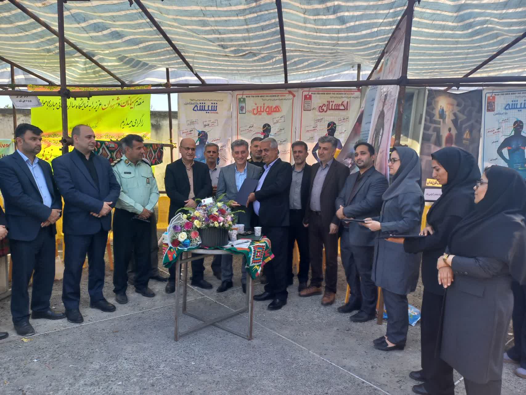 برگزاری نمایشگاه پیشگیری از اعتیاد در لنگرود با هدف ارتقای آگاهی عمومی و مشارکت بخشی