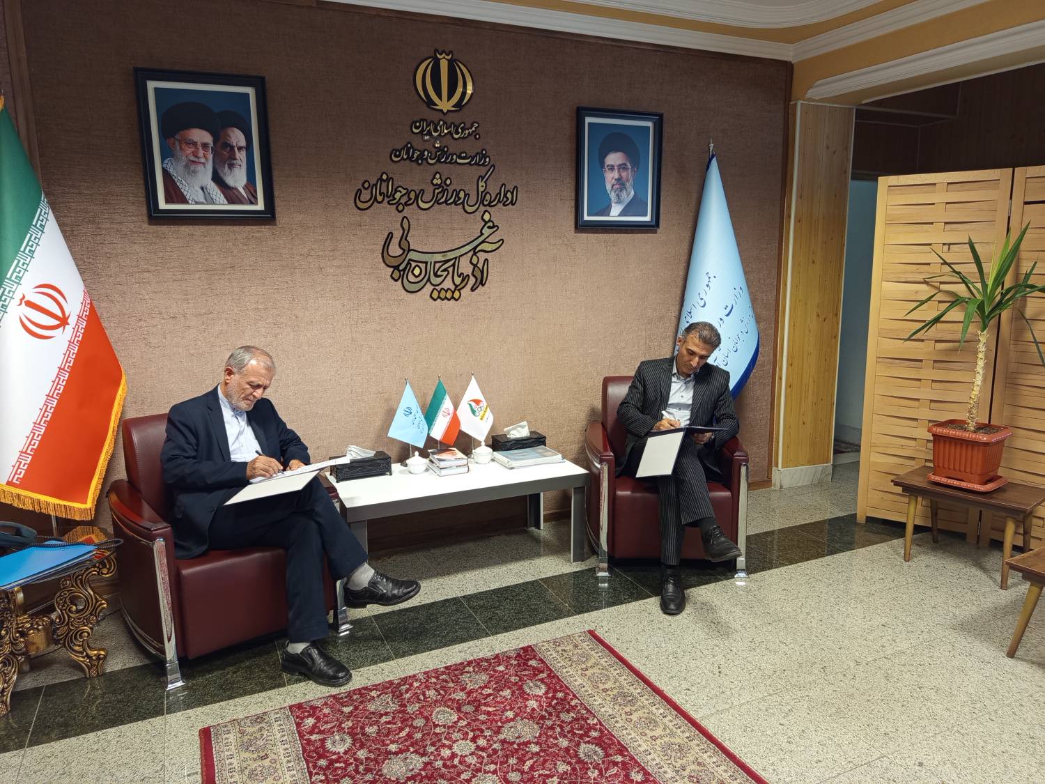 تفاهمنامه همکاری برای پیشگیری از اعتیاد در دانشگاههای آذربایجان غربی امضا شد