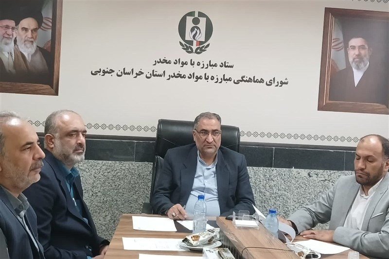شریان مالی قاچاقچیان مواد مخدر را باید قطع کرد