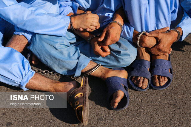 کشف ۴۱ کیلوگرم انواع مواد مخدر و دستگیری ۴ قاچاقچی در یزد