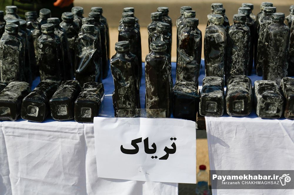 کشف یک تن تریاک زیر بار ۲۵ تنی برنج در نیریز