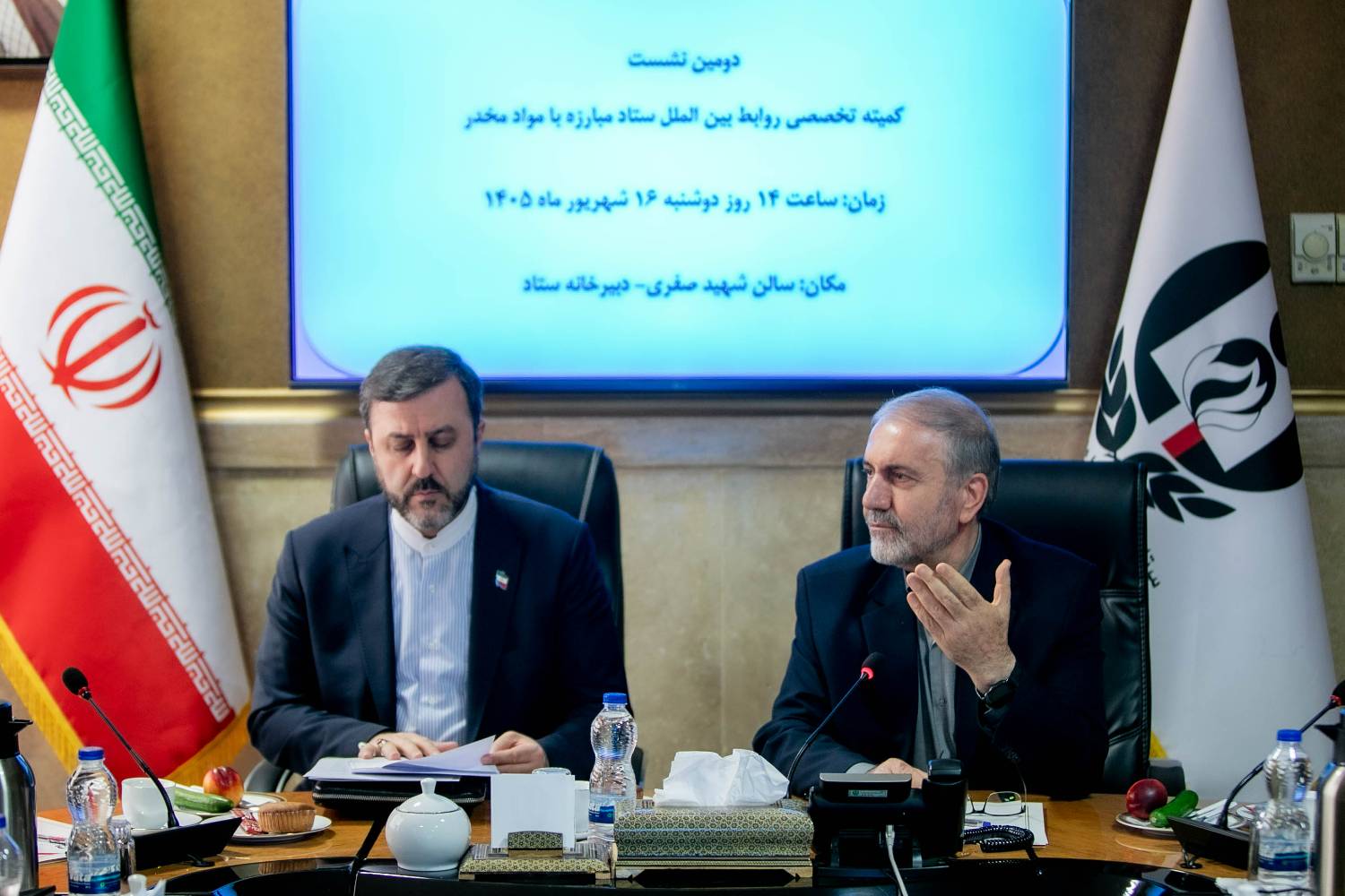 دیپلماسی مبارزه با مواد مخدر باید یکپارچه شود/ باید با دستپُر در مجامع بینالمللی حاضر شویم / اصلاح قانون مبارزه با مواد مخدر را با جدیت دنبال میکنیم