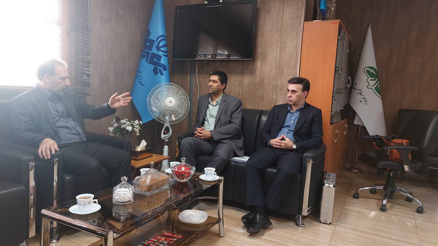 دیدار مدیر کل روابط عمومی ستاد مبارزه با مواد مخدر و مدیر شبکه سلامت/ تأکيد بر همکاریهای فیمابین و تقویت برنامههای پیشگیری از اعتیاد