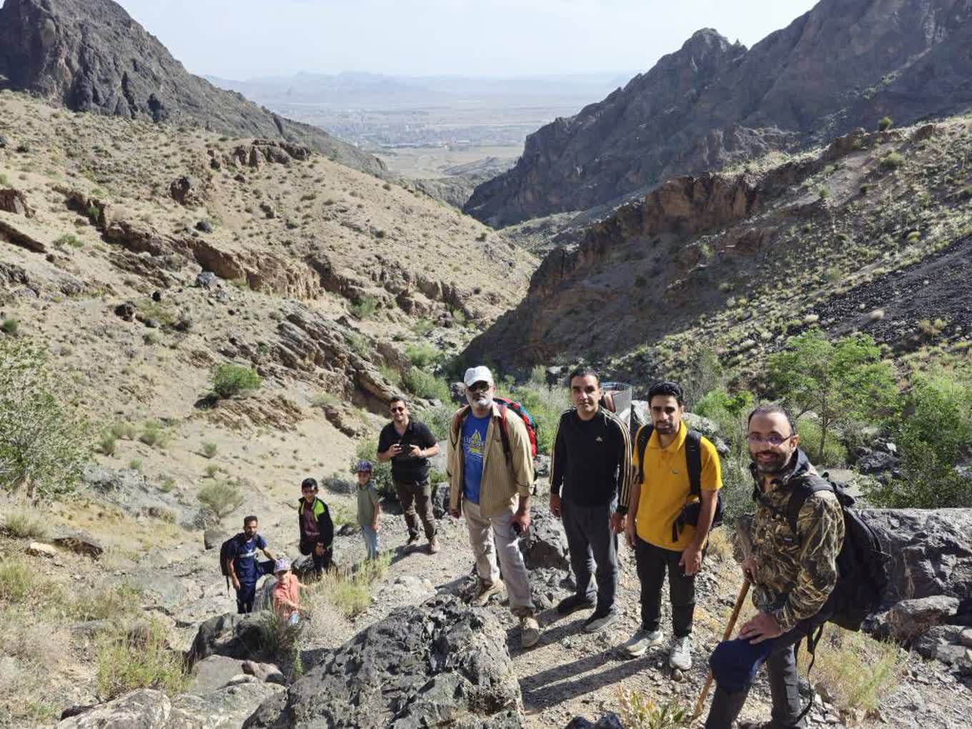 کوه‌پیمایی کارکنان شورای هماهنگی مبارزه با موادمخدر خراسان جنوبی در ارتفاعات باقران